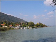 Sevrier vu du lac d'Annecy