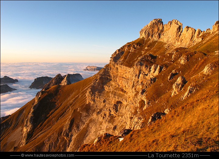 mer de nuage sous la Tournette