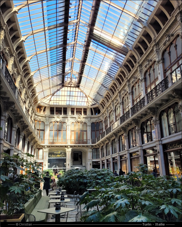 Galleria Subalpina à Turin en Italie - Palazzo madama di Torino in Italia