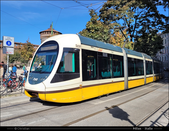 Tramway de Milan Italie - Milano Italia